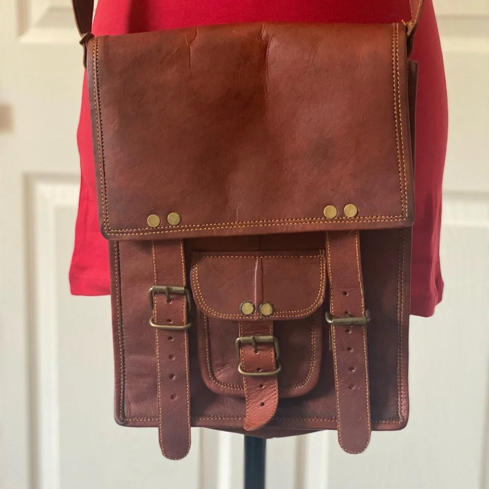 Leather Crossbody Bag for Man and Woman - Picture 7 of 8